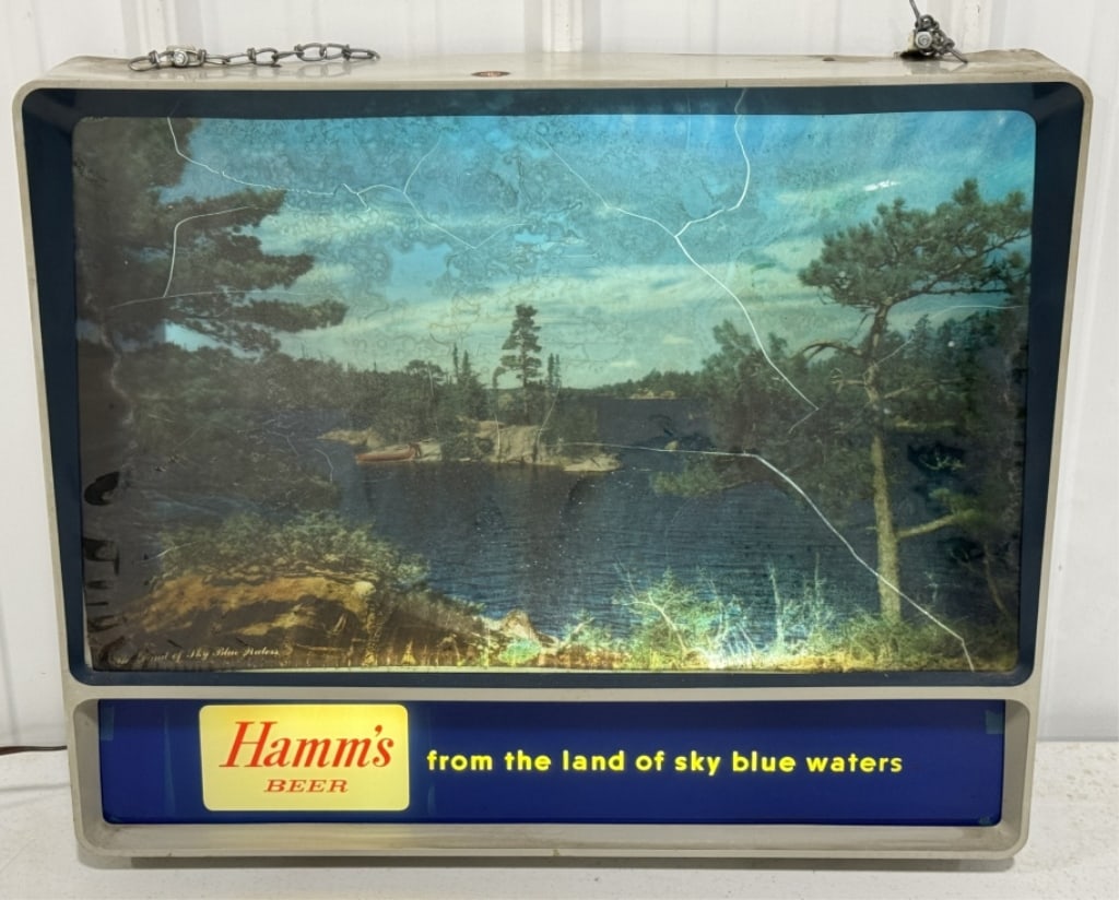Vintage Hamm's Beer Lighted Adv Motion sign (1 of 7)
