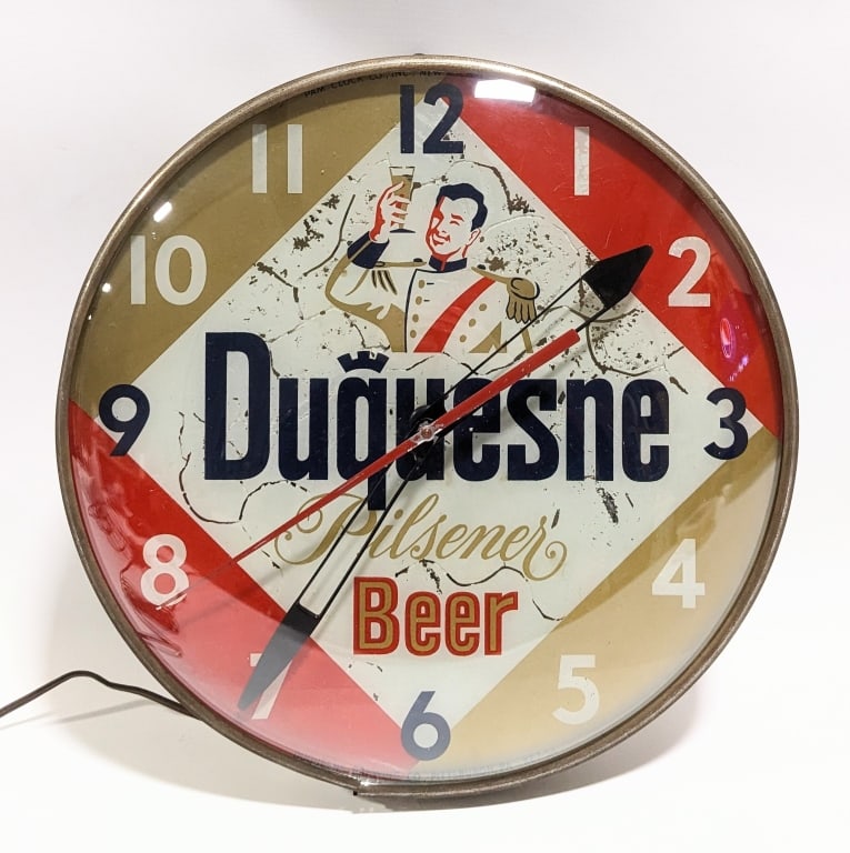 Vintage Pam Duquesne Beer Lighted Clock (1 of 15)