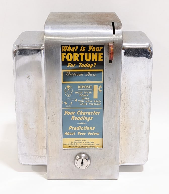 1950's Fortune Teller 1 Cent Napkin Dispenser (1 of 11)