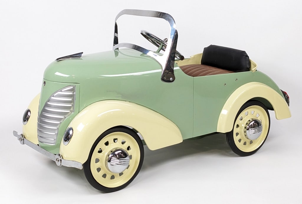 Restored Garton Ford Pedal Car (1 of 10)
