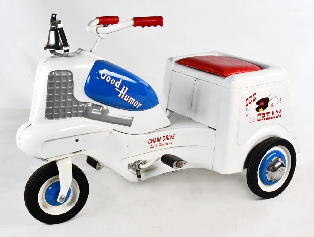 Restored Murray Good Humor Pedal Tricycle (1 of 7)