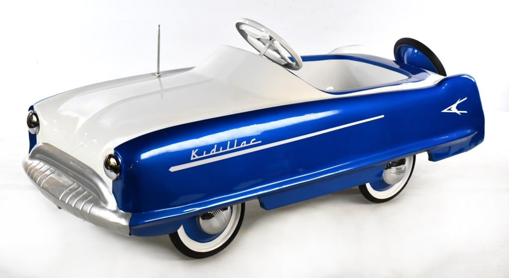Restored Garton Kidillac Pedal Car (1 of 9)