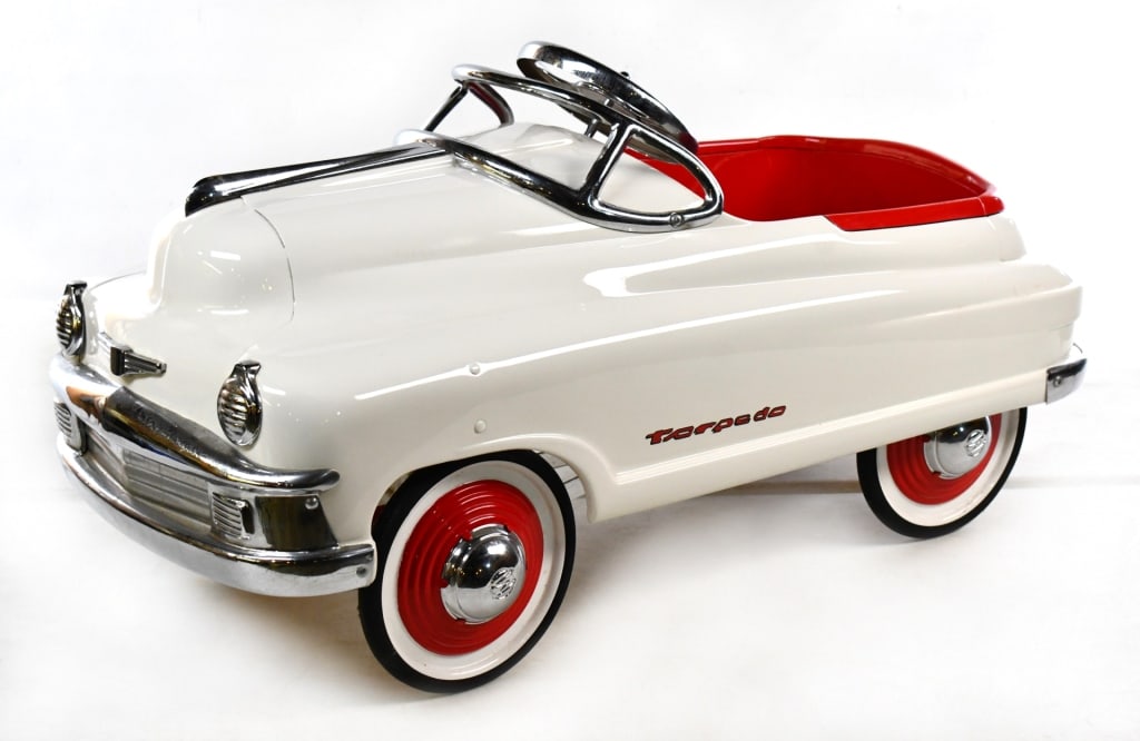 Restored Murray Buick Torpedo Pedal Car (1 of 9)