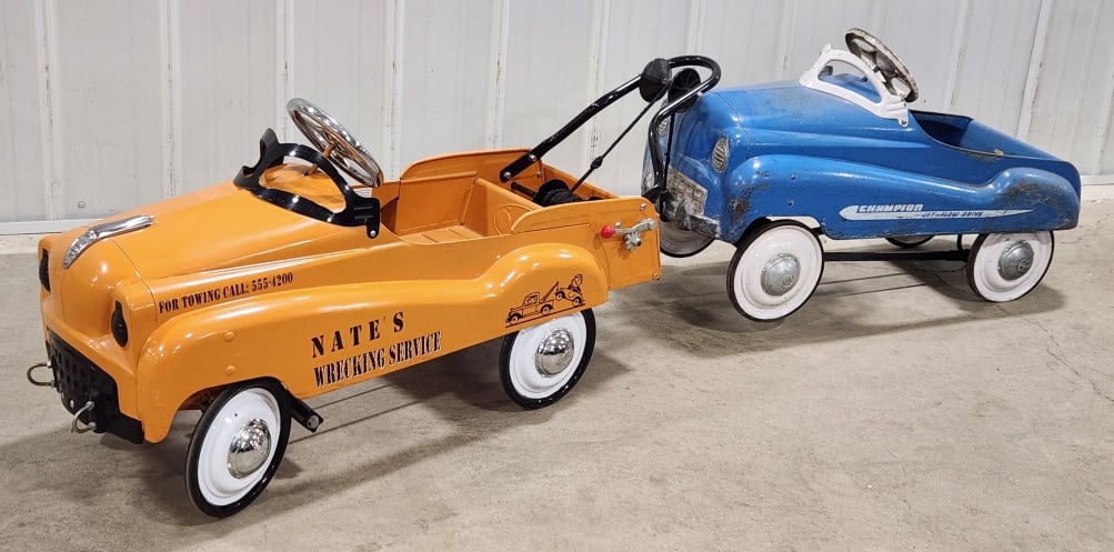 Wrecker Service Tow Truck w/ Murray Pedal Car (1 of 16)