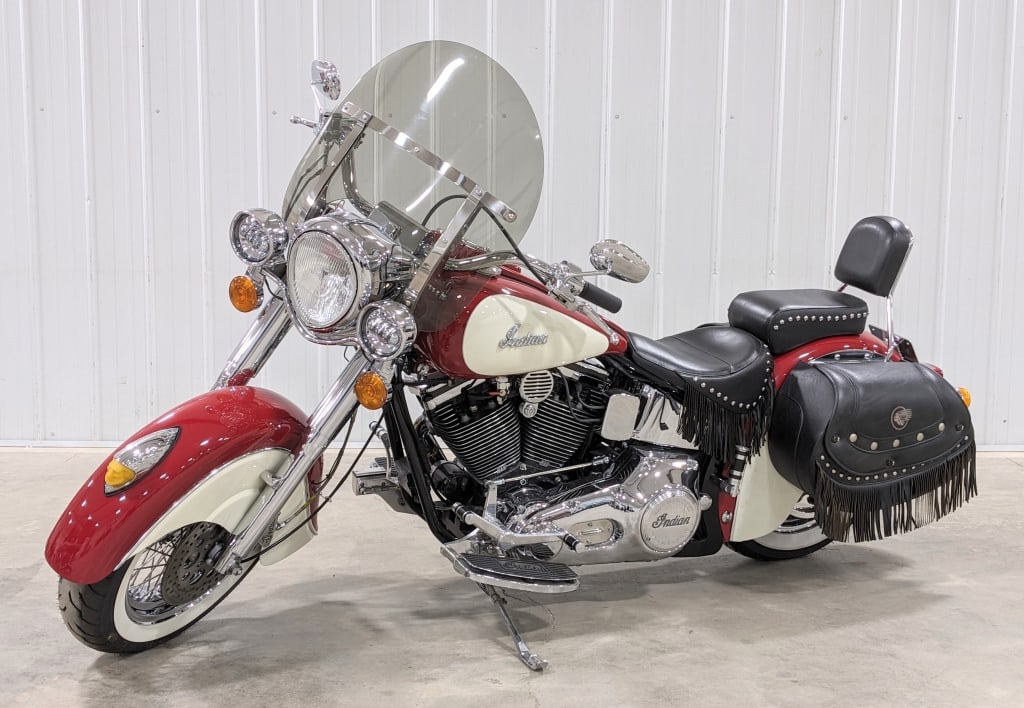 1999 Indian Chief Motorcycle (1 of 20)