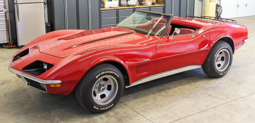 1969 Chevrolet Corvette Stingray Convertible (1 of 20)