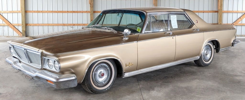 1964 Chrysler New Yorker (1 of 20)