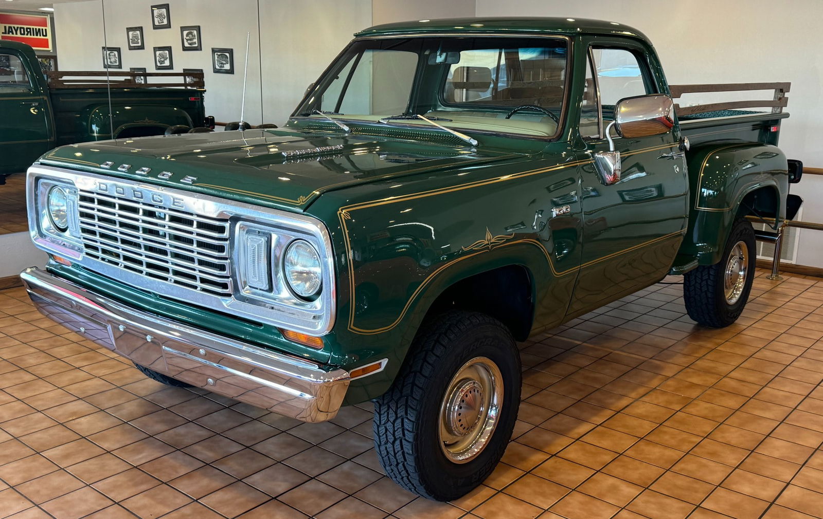 1979 Dodge D100 Warlock 4x4 (1 of 16)