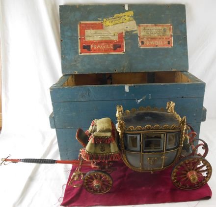 Fisher Body Coach Competition Coach w/ Orginal S: Fisher Body Coach Competition Coach w/ Orginal Shipping Crate, w/ Original Paperwork. History Unknown of Builder
