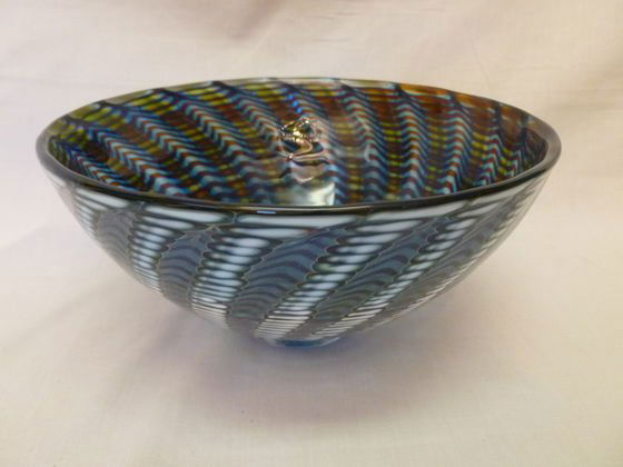 Kosta Boda Peacock Bowl Bertil Vallien: Kosta Boda Peacock Bowl Bertil Vallien