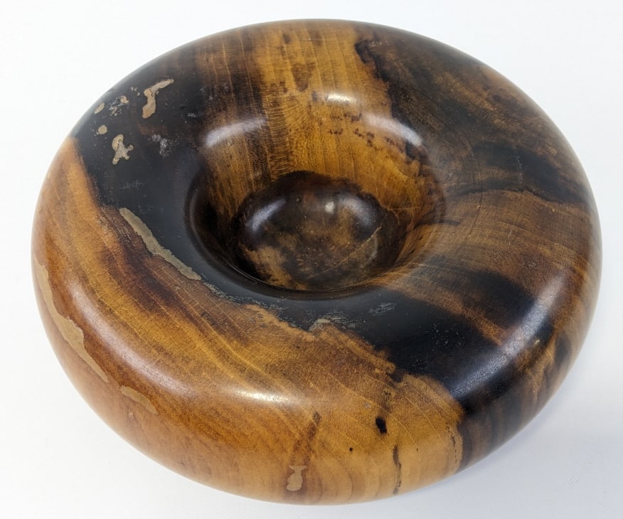 Ed Moulthrop Figured Tulipwood Donut Bowl: Vintae Ed Moulthrop Figured Tulipwood Donut Bowl, The bowl is signed on the base and is number 805870. It is in nice condition with some flaking and light clouding. The bowl measures 3-1/4" tall with 