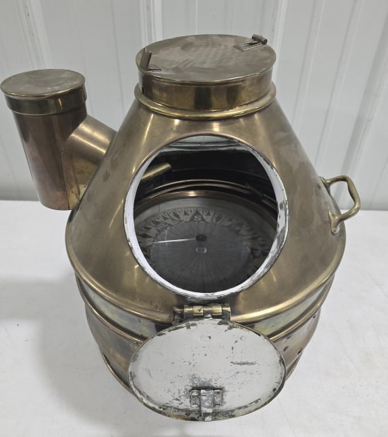 Vintage Lord Kelvin Dry Card Compass & Binnacle (1 of 5)