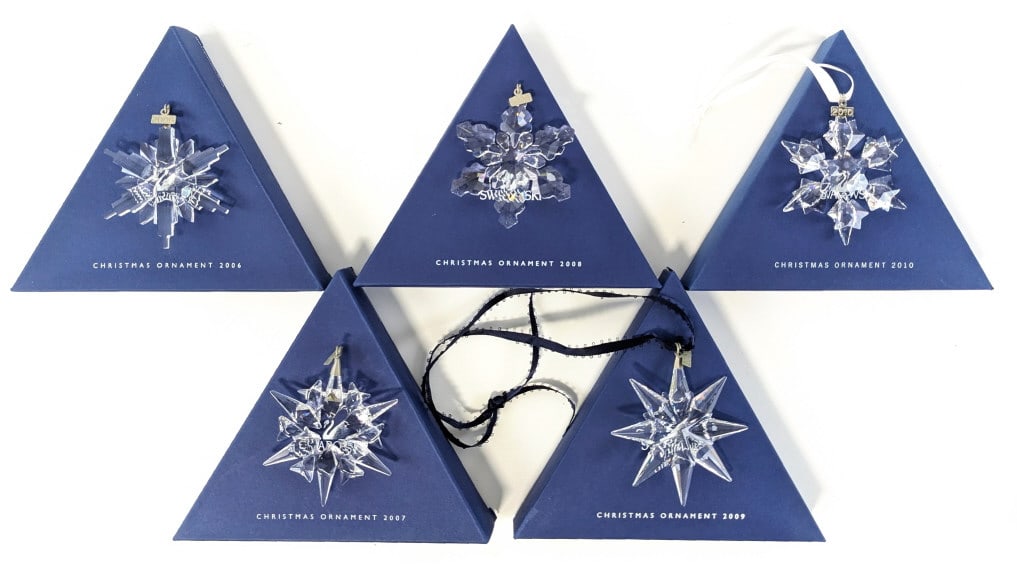 Swarovski Crystal 2006-2010 Snowflake Ornaments (1 of 12)