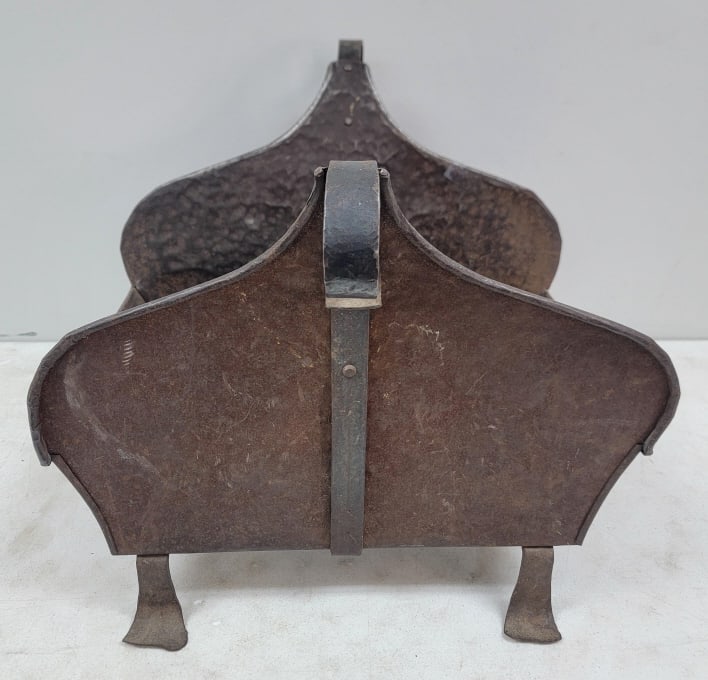 Arts & Crafts Hammered Iron Firewood Holder (1 of 4)