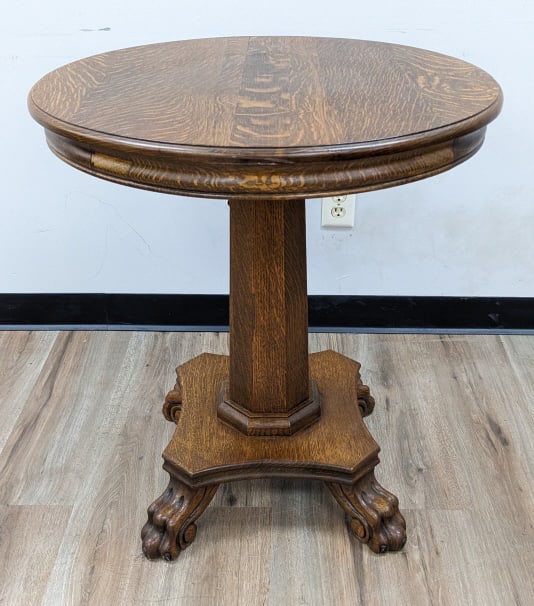 Antique Tiger Oak Claw Foot Round Parlor Table (1 of 10)