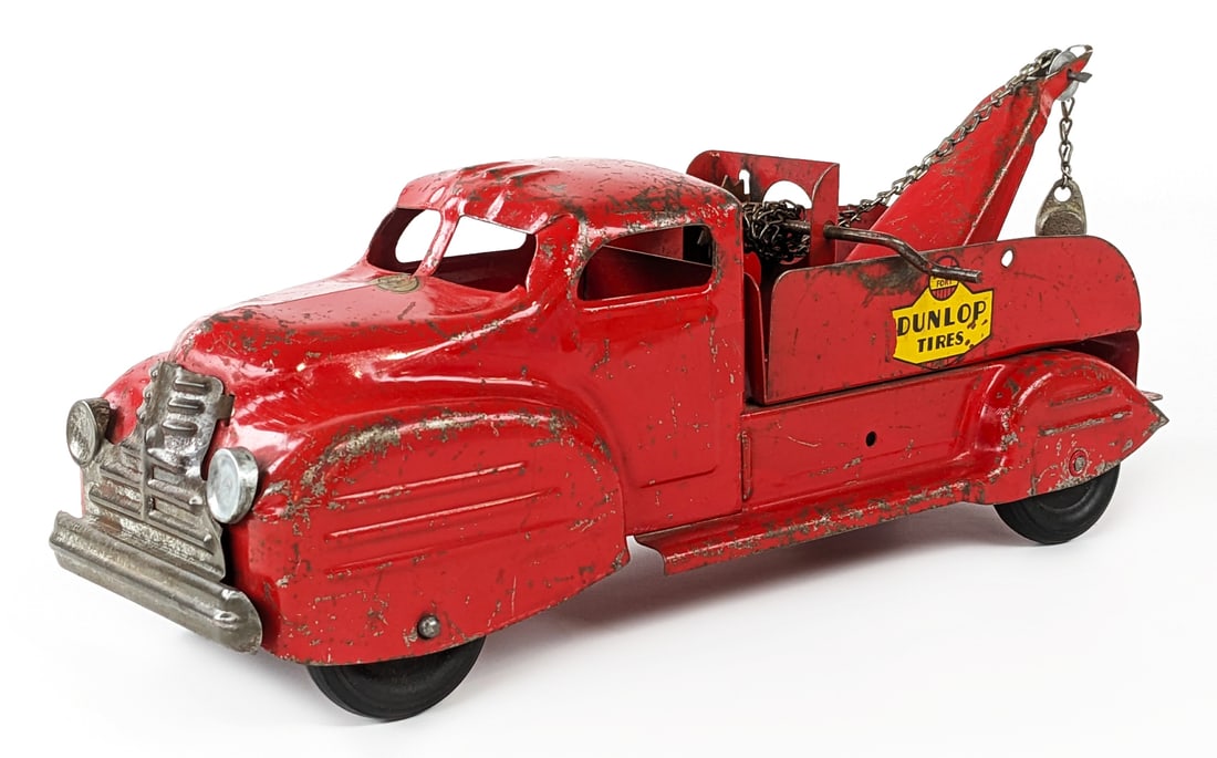Original Lincoln Toys Dunlop Tires Tow Truck (1 of 9)