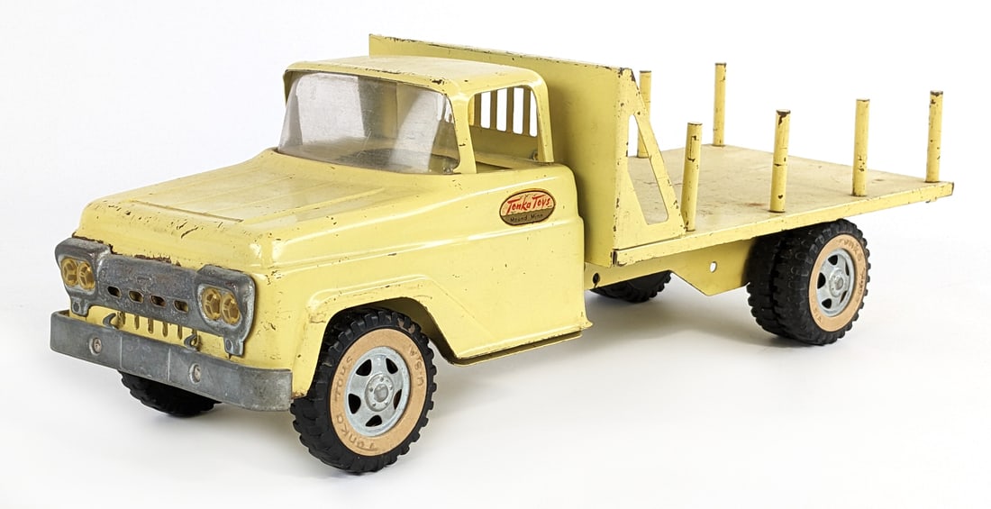 Original Yellow 1959 Tonka Platform Stake Truck (1 of 8)