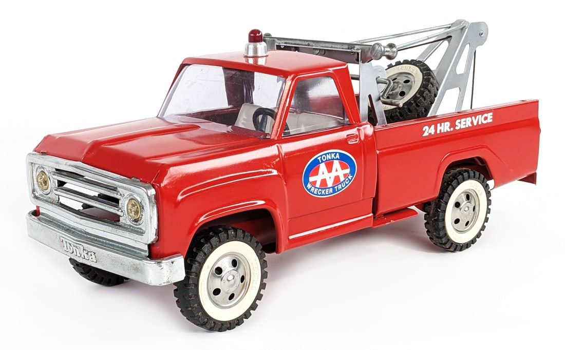 Custom Tonka Dodge AA Wrecker Tow Truck: Custom Tonka Dodge AA wrecker tow truck. The truck has a nice paint job and new parts / decals. Good condition with light wear from display and some surface scratches to the windshield. Measures appro
