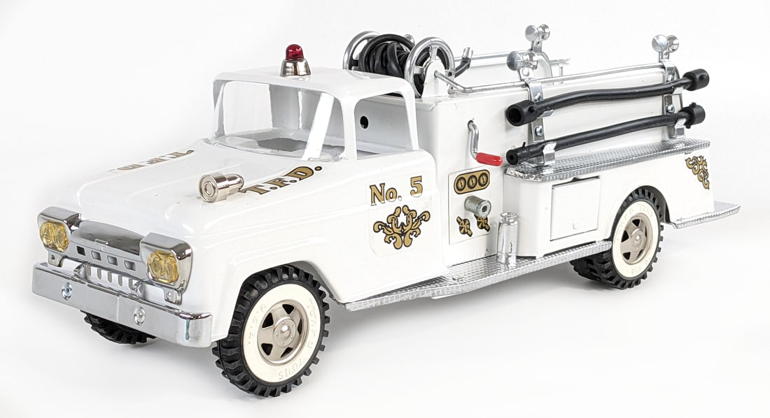 Restored White Tonka Suburban Pumper Fire Truck (1 of 9)