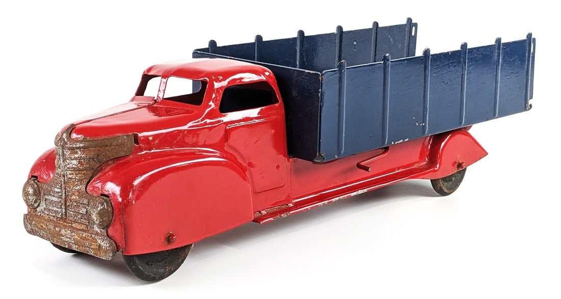 Repainted Marx Dump Truck (1 of 9)