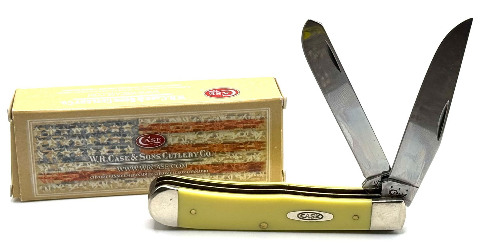 2014 Case XX Synthetic Yellow Trapper 3254CV: 2014 Case XX Synthetic Yellow Trapper 3254CV 2-Blade Knife with Box.? Chrome Vanadium, overall measures 4.25in long when closed