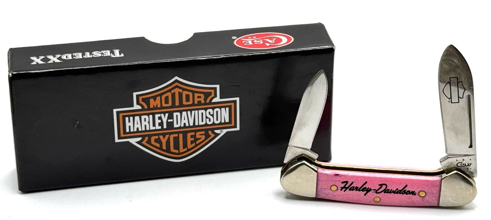 2014 Case XX Harley-Davidson Pink Baby Butterbean Knife 62132 SS: 2014 Case XX Harley-Davidson Pink Baby Butterbean Knife 62132 SS with Box.? Measures 2.75in long when closed.
