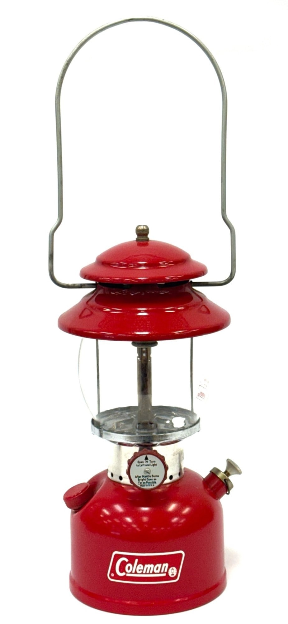 1973 Coleman Model 200A Red Lantern: 1973 Coleman Model 200A Red Lantern.? This lantern is is great condition with almost no wear due to age and use.