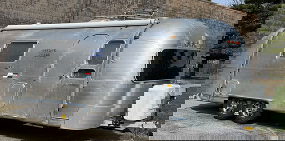 1969 Airstream Land Yacht Trade Winds 25ft Travel Trailer