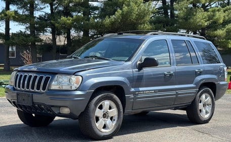 2001 Jeep Grand Cherokee Limited 4x4 Sport Utility Vehicle