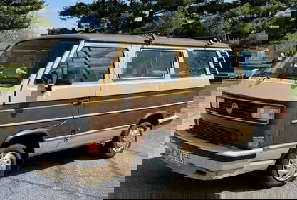 1982 Volkswagon Vanagon Bus
