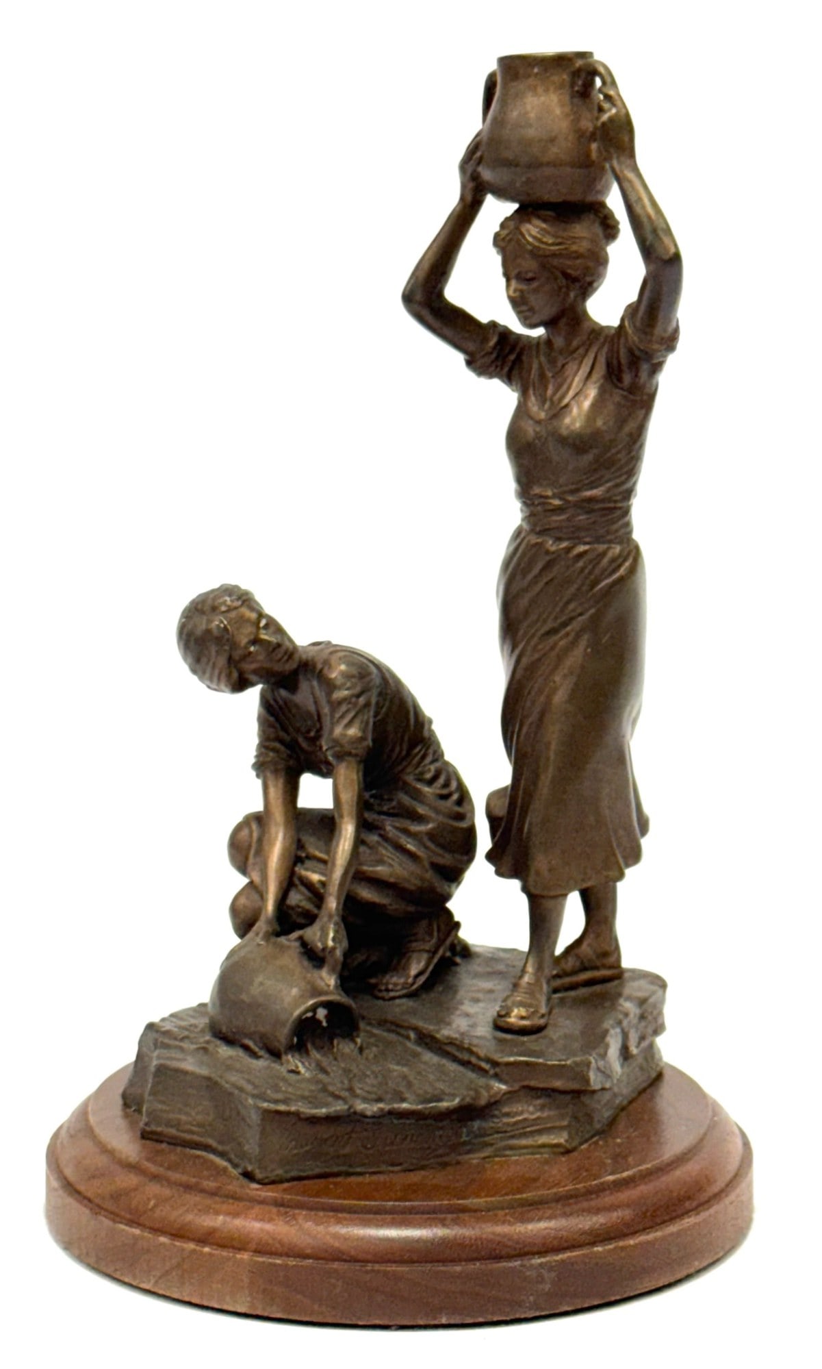 2001 Robert Summers Bronze Statue "Women At The Well": 2001 Robert Summers Bronze Statue "Women At The Well". This statue measures approximately 5.5" wide x 9" tall. Mahogany base sculpture, in good condition, the base of the sculpture has some minor disc