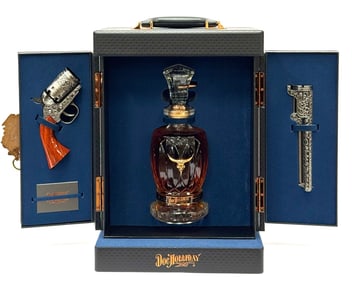 DOC Holiday 10-Year Revolver Liquor Set in Display Box