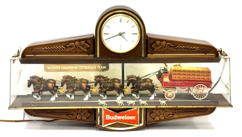 1988 Budweiser World Champion Clydesdale Team DS Lighted Clock Advertisement Sign