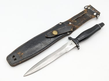 Vtg Gerber MK-II Wasp Fighting Knife w/ Sheath