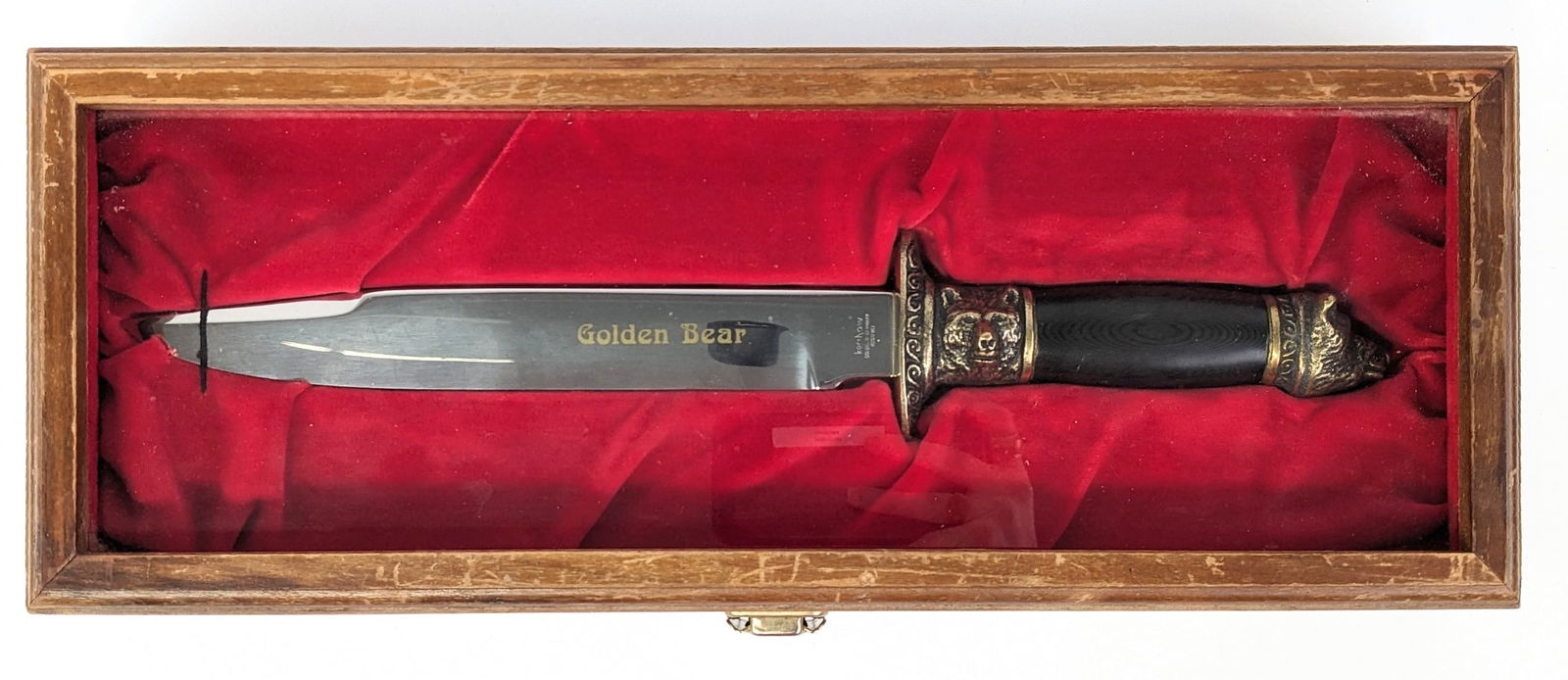 Ltd Kershaw Golden Bear Re-Creation Dagger w/ Case: Kershaw states that this dagger is a re-creation not a reproduction due to the original dies being reused to make these limited line of knives. Knife is number 2267 of 5000 and features a mirror polis