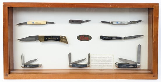 1984 Case XX Louisiana World Exposition Sample Set w/ Display
