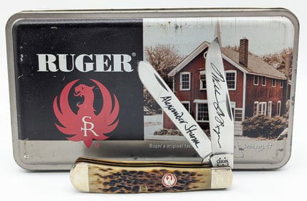 2005 Case XX Ruger Amber Bone Trapper 6254 w/ Tin
