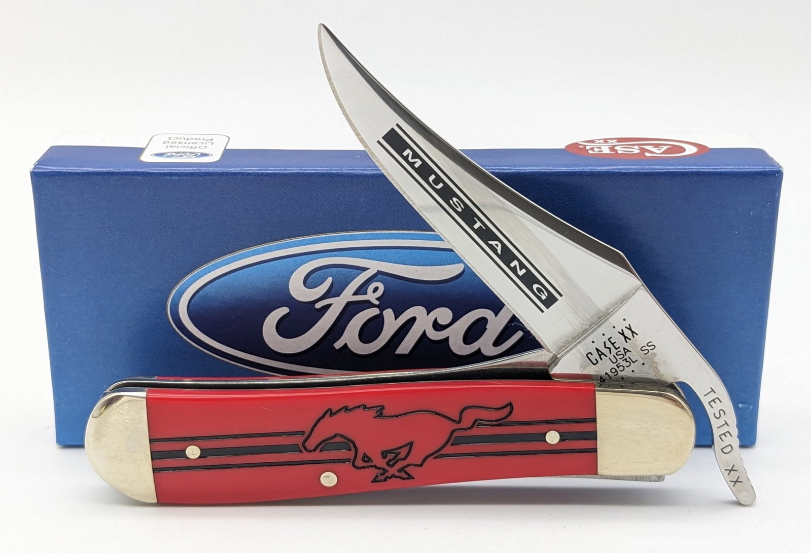 2022 Case XX Ford Mustang Red Synthetic Russlock 41953L w/ Box: Knife is in like new condition. Overall measures 4in when closed.