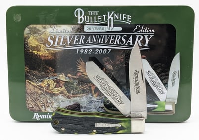 2007 Remington 25th Anniversary Bullet Delrin Trapper R1123 w/ Tin