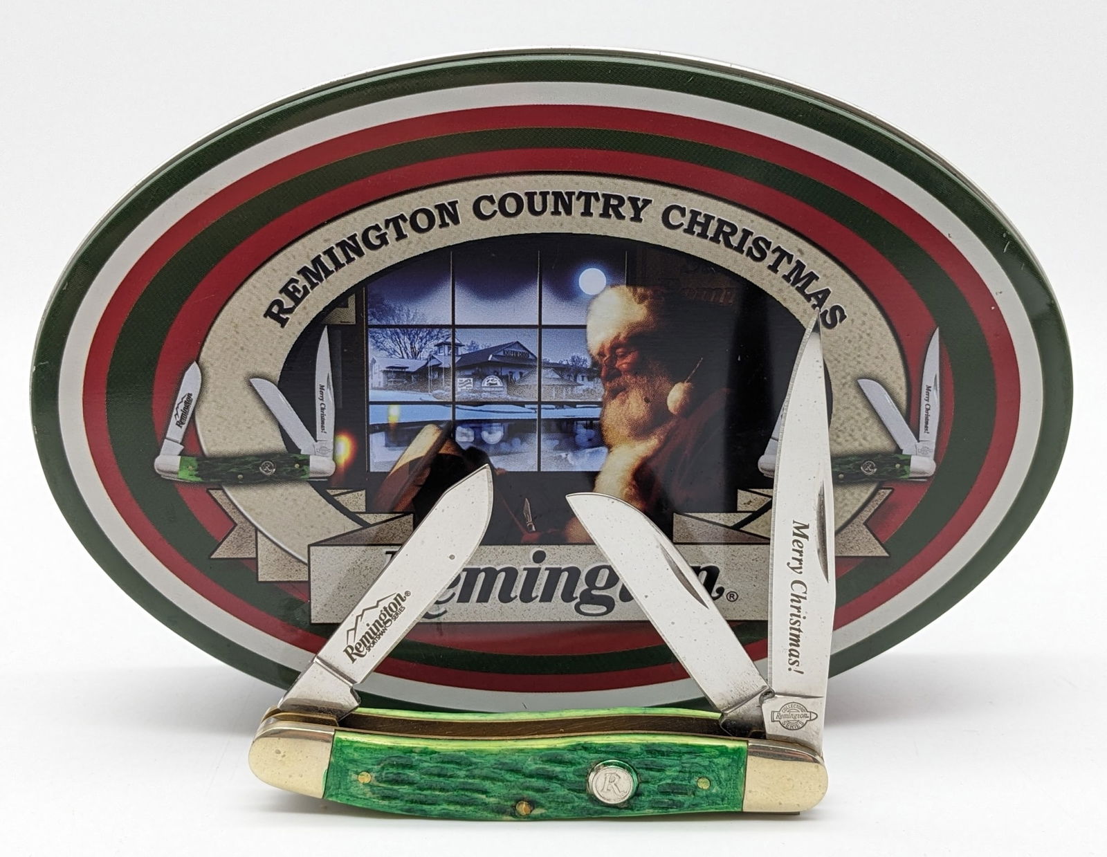 Remington Green Bone Christmas Medium Stockman w/ Tin: Knife is in like new condition. Overall measures 3-1/2in when closed.