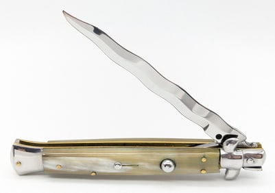 Italian Rams Horn Kriss Blade Switchblade Knife