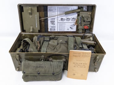 WWII US Signal Corps Mine Detector Set AN/PRS-3D