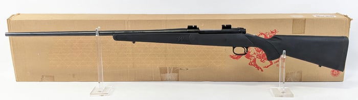 Winchester Model 70 7mm Bolt Action Rifle w/ Box
