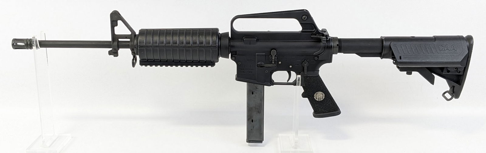 Colt Law Enforcement AR-15 9mm Semi Auto Rifle: Manufacturer: Colt.Model: AR-15.Type: Rifle. Caliber/Gauge: 9mm. Barrel: 17 inch. Choke: . Finish: Black. Grip: . Stock: Composite. Condition: Very nice with light wear from use and handling. Bright b