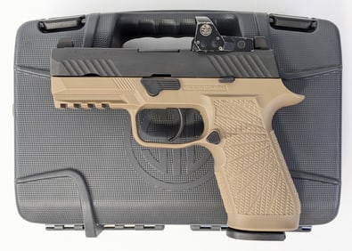 Sig Sauer P320 9mm Semi Auto Pistol w/ Case