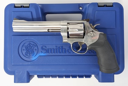 Smith & Wesson Model 610-3 10mm Revolver w/ Case