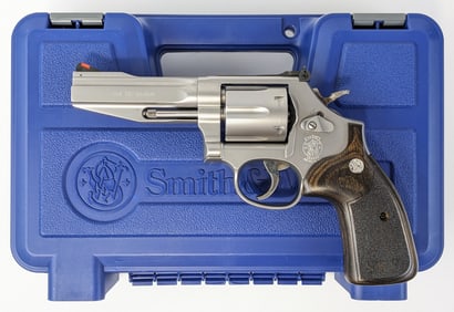 Smith & Wesson 686-6 Performance Center SSR .357 Mag Revolver w/ Case