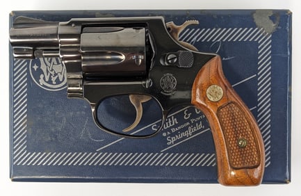 Smith & Wesson Model 36 Chiefs Special .38 Special Revolver w/ Box