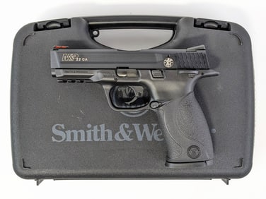 Smith & Wesson M&P22 CA .22 LR Semi Auto Pistol w/ Case