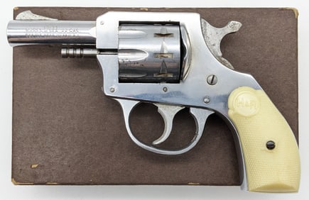 H&R Model 901 .22 LR 9-Shot Revolver w/ Box